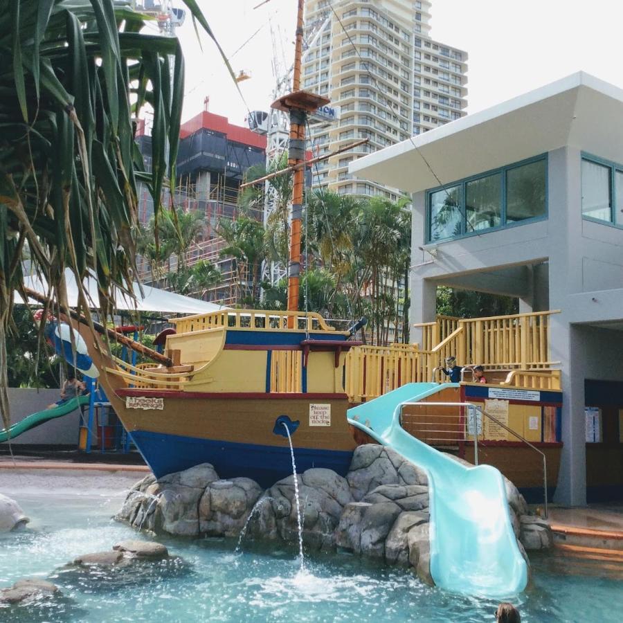 Crown Towers Resort Private Apartments Gold Coast Dış mekan fotoğraf